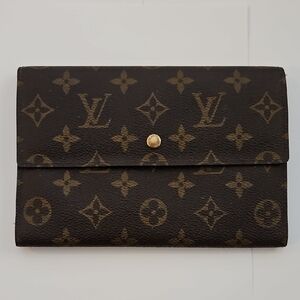 Louis Vuitton Brown and Gold Monogram Clutch